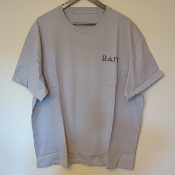 BAIT Men Sabretooth Tee - Picture 4 of 7